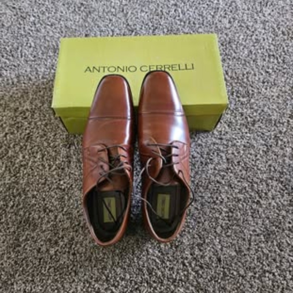 Men's Classic Brown Oxfords